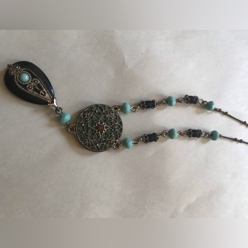 Turquoise Color Beaded Necklaces - Picture 3 of 5